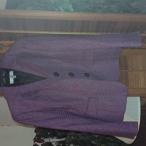 women's tweed blazer size 6  burgundy w black & white